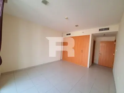 Well Maintained 1 Br Apt. With All Amenities
