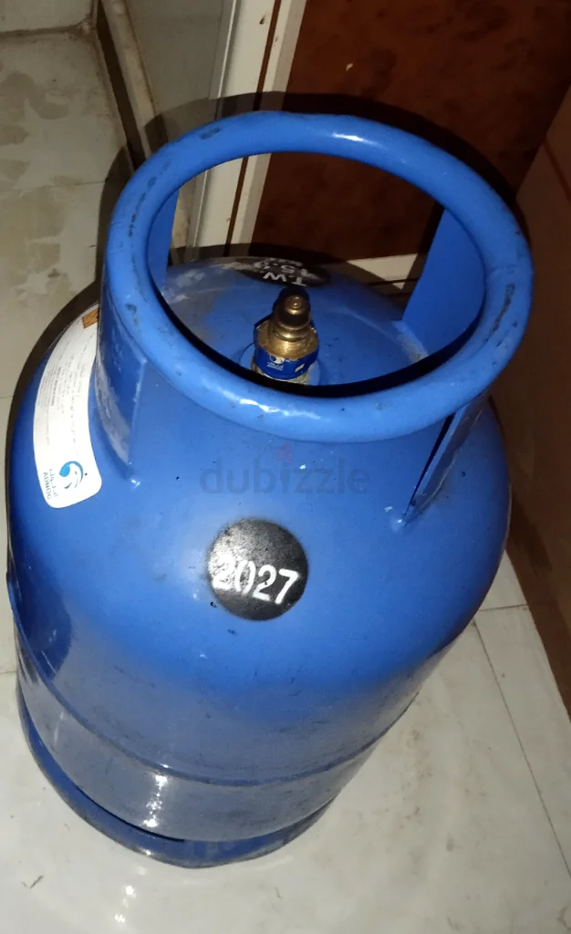 Gas cylinder available