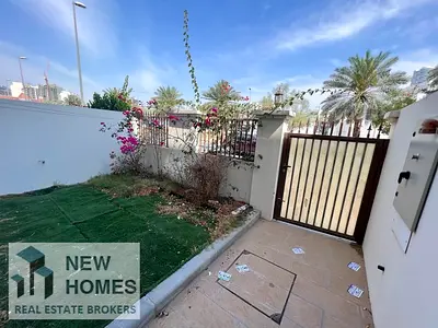 Amazing Layout || Spacious Kitchen || 4 Bhk +maid