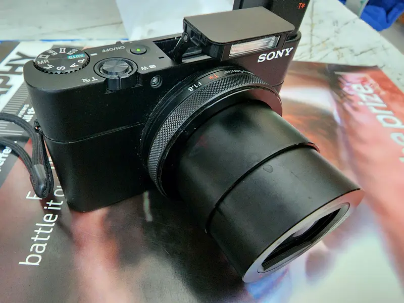 Sony RX100 Mark 5 Digital Camera