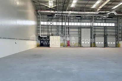 Warehouse - Showroom | Temperature Controlled