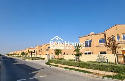 Spacious 4 Bedroom+maid|close To Park And Pool| 2 Cheques| Vacant