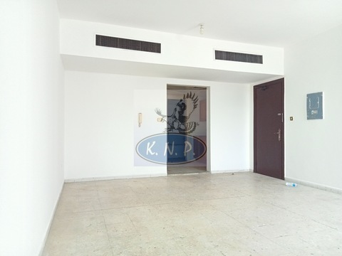 Great Deal! Big Central Ac Studio With Balcony In Tower Bldg. On Hamdan St.