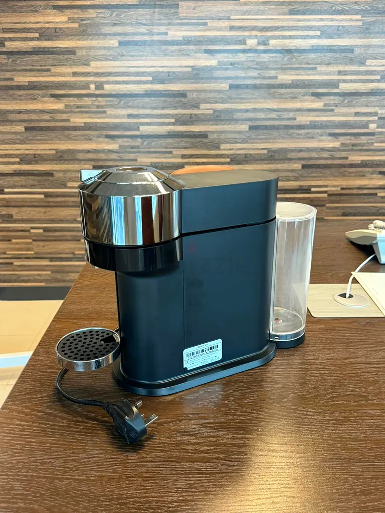 NESPRESSO Coffee machine Vertuo