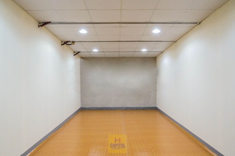 195 Sqft Tax Free Storage Warehouse Available For Rent (bk)