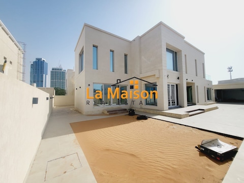 Modern Villa 4bedroom With Private Pool Al Safouh Rent Is 900k