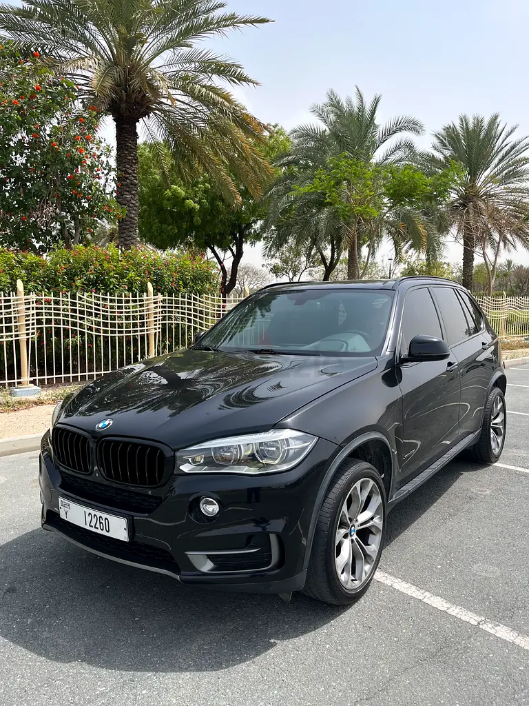 Excellent BMW X5 7 seats Panoramic Roof