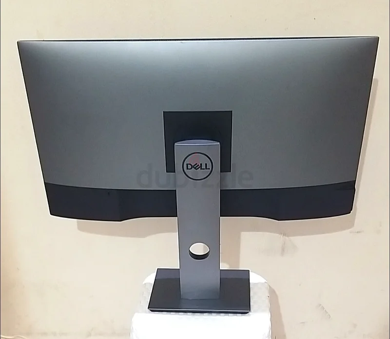 2K Dell 25inc UltraSharp IPS Display QHD LED Monitor With HDMI + Hidrolic Stand Model No U2518D63197143746179112