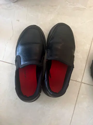 Skechers kids school shoes Black size 13