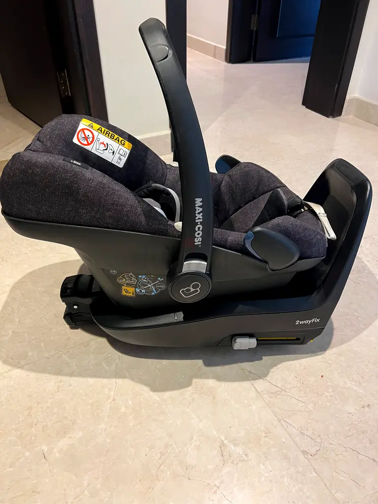 Infant Maxi Cosi Car Seat