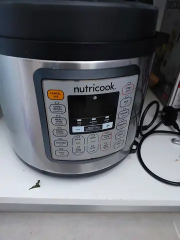 Ekectric Cooker Nutricook 5.5 ltrs ,in good condition