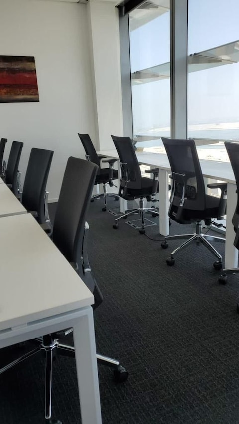 Find Office Space In Abu Dhabi, Al Maqam Tower For 5 Persons With Everything Taken Care Of