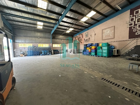 Excellent Warehouse For Rent In Al Quoz