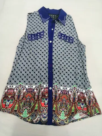 Girls chiffon shirt, size M