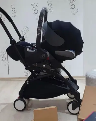 Yo-yo stroller with cybex car seat and adapter