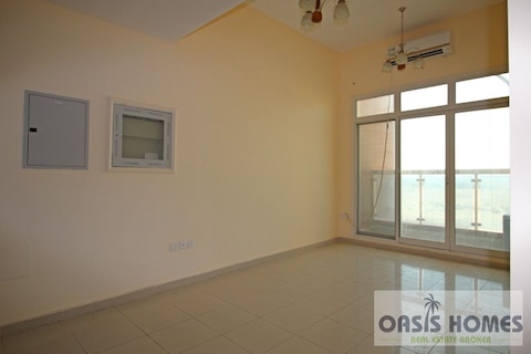 Vacant 2bhk In Silicon Oasis With Balcony @ 850k Call Abbas