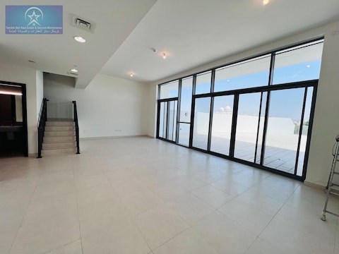 Brand New High Finishing | Luxurious 4 Br Duplex + Maids With Huge Balcony