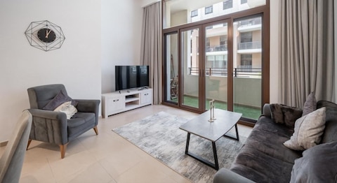 Spacious & Modern 2br In Warda 2 Tower | Bills Included