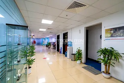 Commercial Office | High Floor | 5 Parking Slots