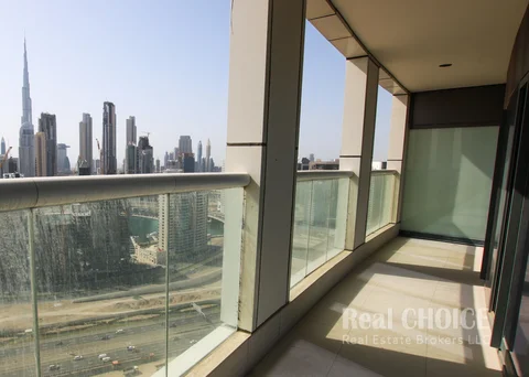 Vacant | Burj Khalifa View | Bright | Spacious