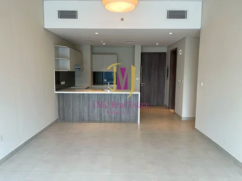 Contemporary Splendour | Unfurnished 2 Br