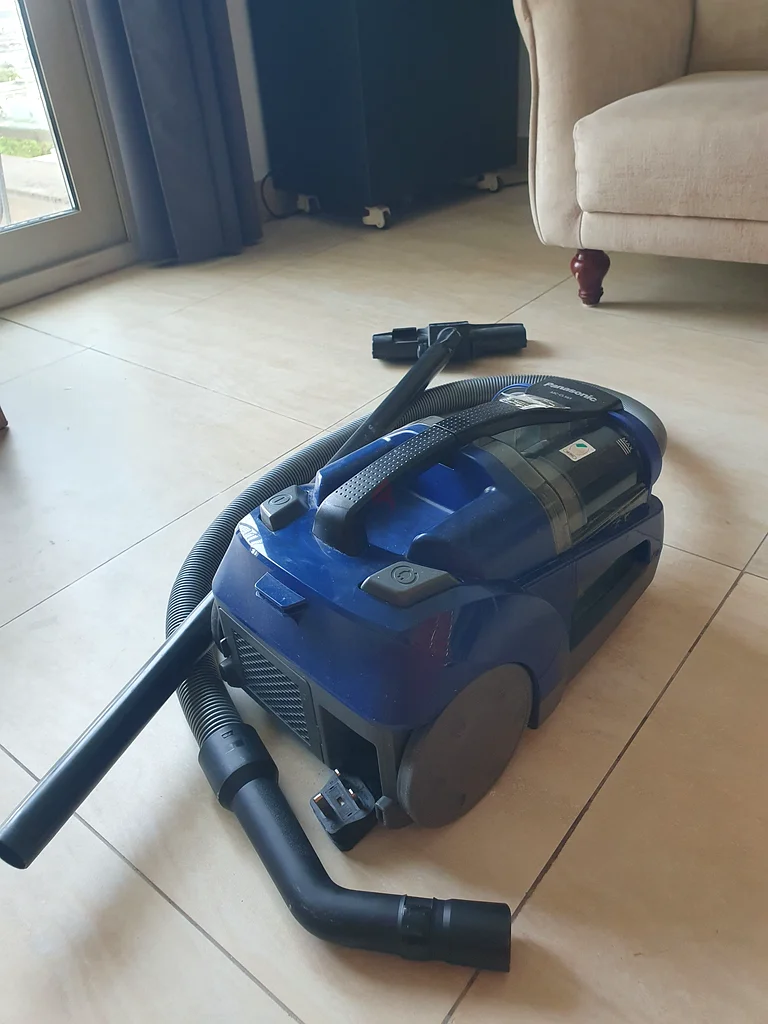 vacuum cleaner Panasonic دوبيزل