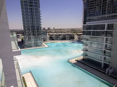Lagoon View | Brand New | High Floor
