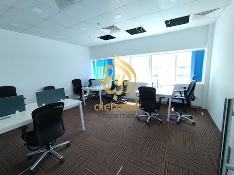 Chiller {ac} Free\\prime Location\\fully Commercial Building\\specious Well Maintained Office