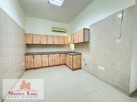 Luxury One Bedroom Hall With Huge Sep/kitchen And Proper Washroom On Prime Location In Khalifa City