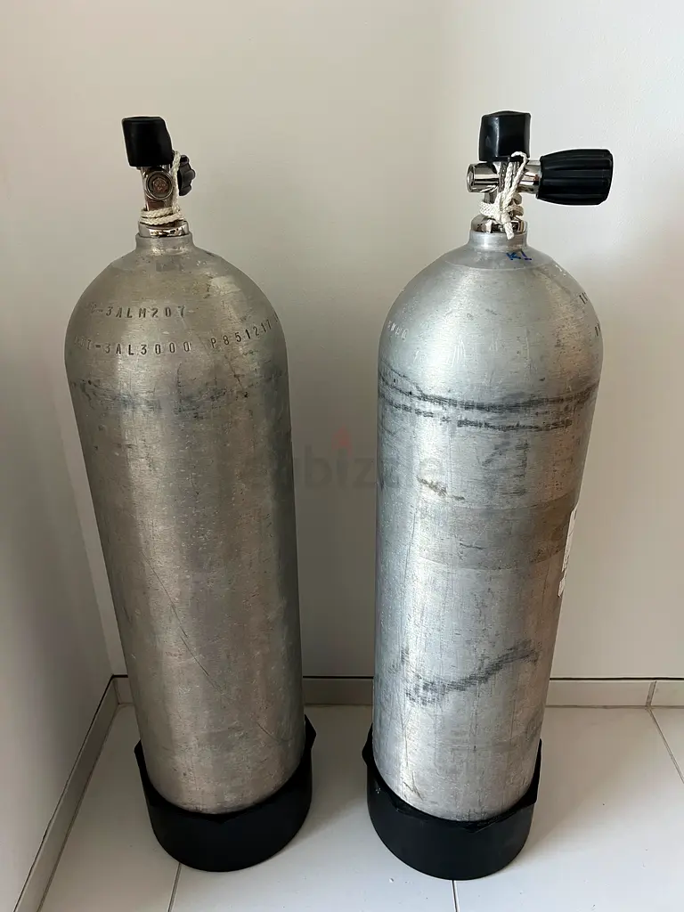SCUBA TANKS 12L LUXFER GREAT CONDITION دوبيزل