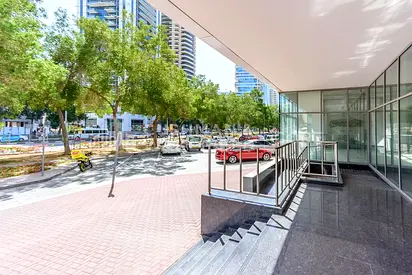 Half Floor | Mezzanine | Strategically Located