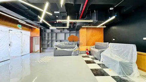 Lake Level, Newly Fitted, Near To Metro