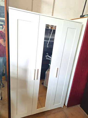 3 door wardrobe