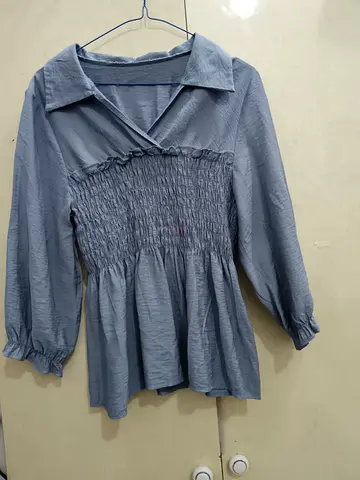 بلوزه حريمي بحاله ممتازه جدا Womens blouse in very excellent condition