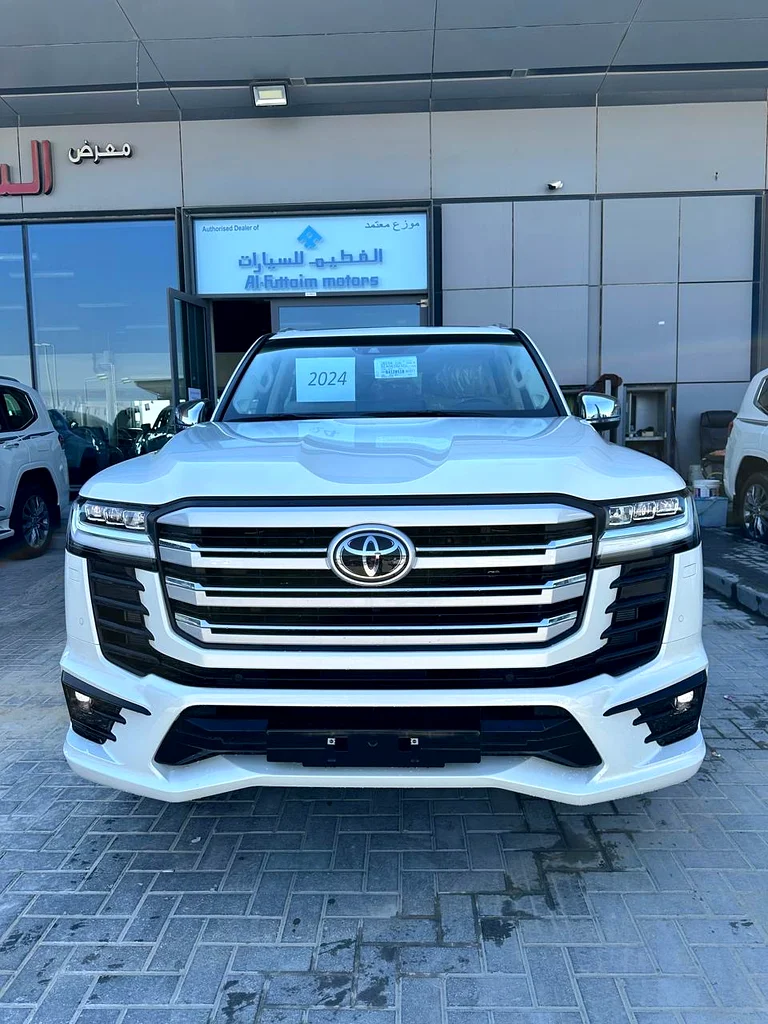 Toyota Land Cruiser VXR twin turbo 202463140687155843116
