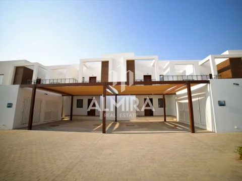 Ground Floor | Ideal Home | Great Amenities