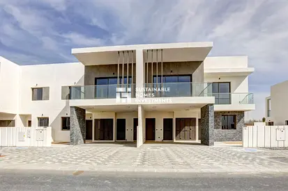 Luxury Single Row Villa | Prime Location