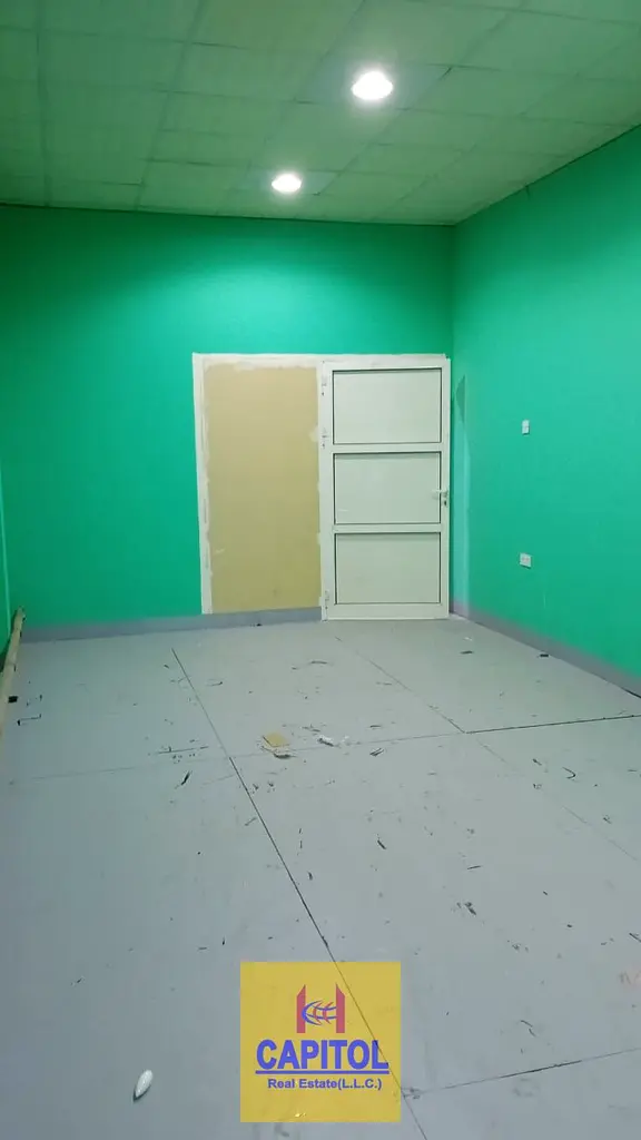 Warehouse Ready To MoveIn Vey low Price Storage Warehouse For Rent In