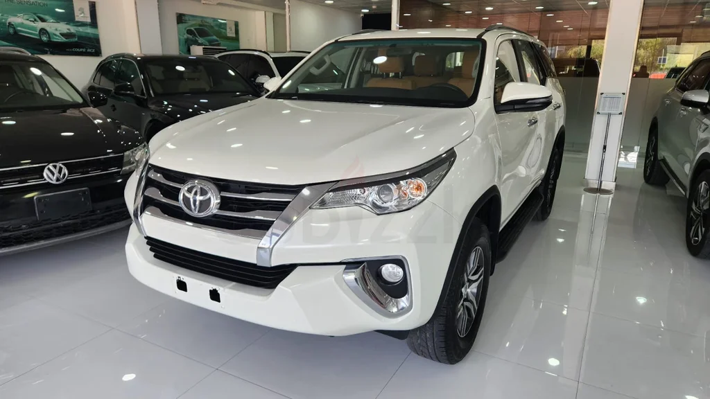 Toyota Fortuner Купить Б У