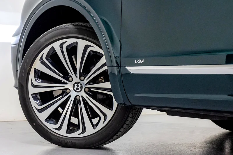 BENTLEY BENTAYGA V8 I FIRST Edition I Warranty I Service I High Specification63175262722562114