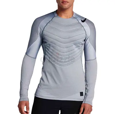 Nike hyperwarm long sleeve t_shirt size m