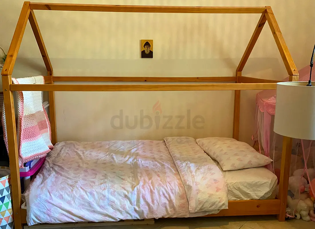 Child / toddler Bed