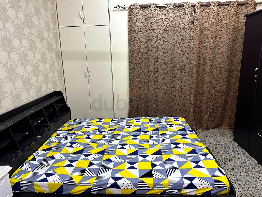 Apartment Fully Furnished room available for Exe bachelor