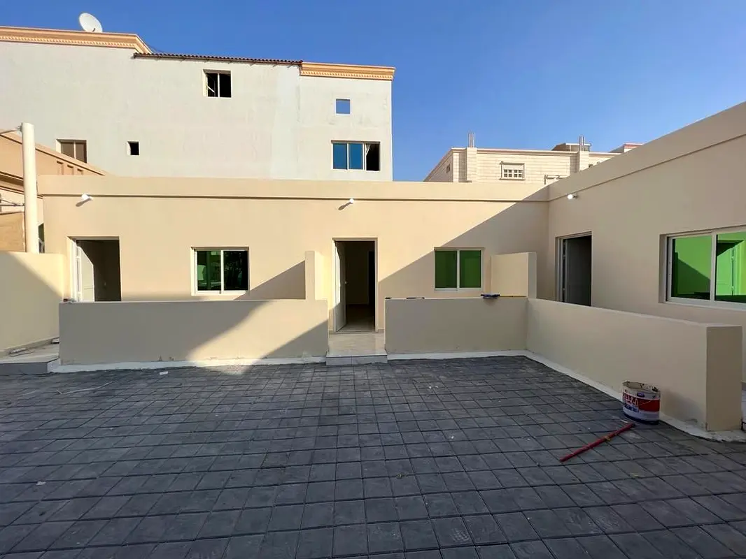 Apartment Studio for rent, private entrance, first inhabitant