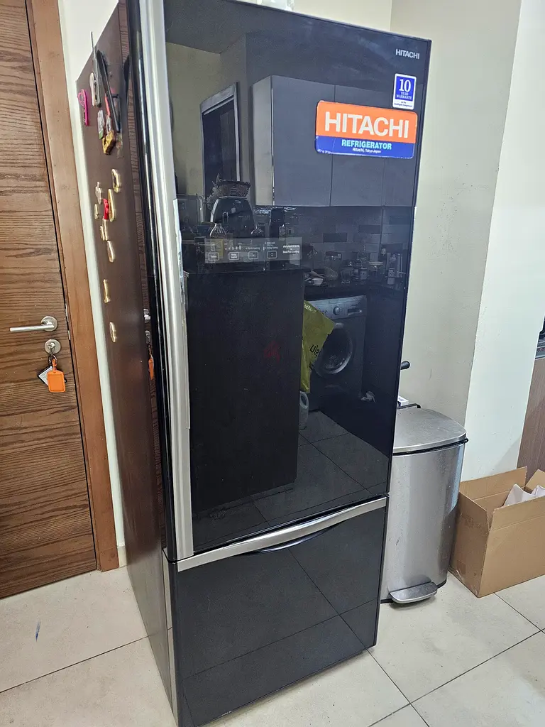 Hitachi Refrigerator bottom freezer 451 litres دوبيزل