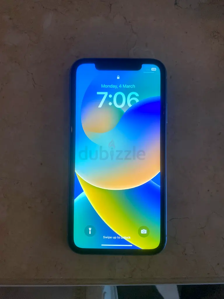 iPhone 11 128 GB (WIFI NOT WORKING) دوبيزل