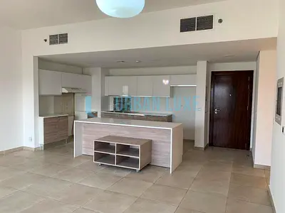 Exclusive 2bedroom | Vacant | Golf Community