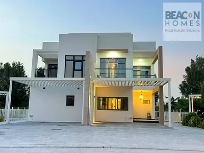 Single Row | 4 Bedroom Townhouse In Portofino