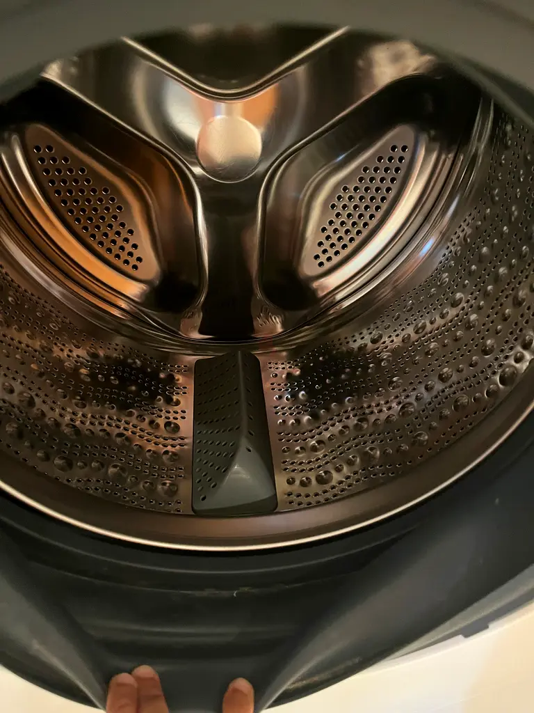 Bosch washing machine series 6 دوبيزل