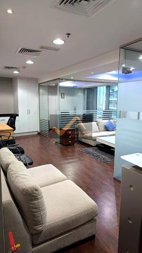 Furnished Office| Glass Partitions| Parquet Flooring| Business Bay
